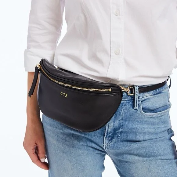 NWOT MARK & GRAHAM 100% LEATHER CROSSBODY SLING BAG IN HAZELNUT